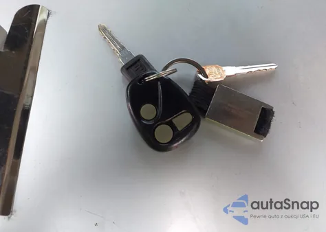 1998 Chevrolet Suburban 1500 from USA, damaged, VIN 1GNFK16R3WJ302005